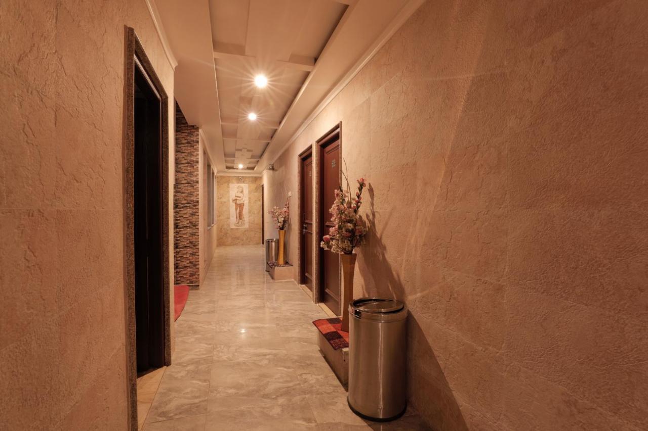 Hotel Grand Galaxy Rišikéš Exteriér fotografie